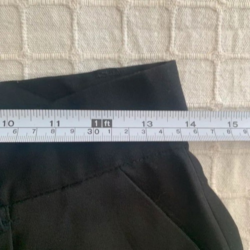 Amisu shorts size M used, black