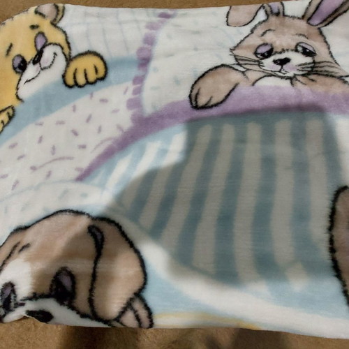 Belcrisa baby blanket new 110x140cm with animal designs