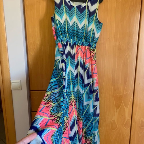 Colorful dress like new, size M