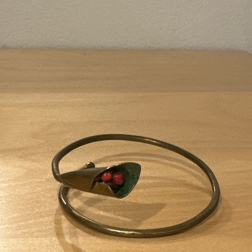 Vintage bracelet like new
