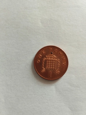Collectible coin England 1 penny 2000 like new