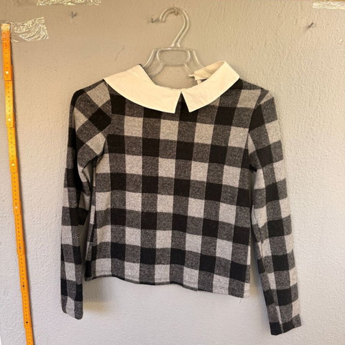 Women's checked blouse with white collar used, size S