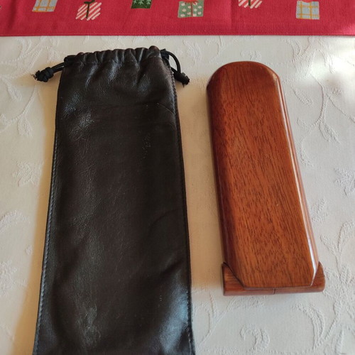 Wooden cigar case for 2 cigars with humidifier like new, 16 cm