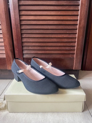 Bloch character shoes like new, EU 38.5, black, low heel