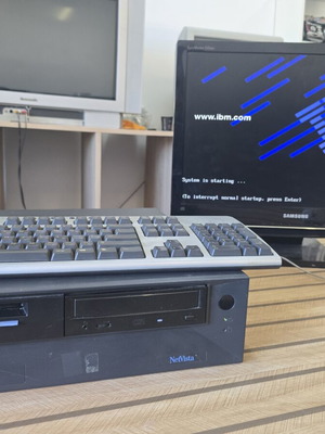 IBM Netvista desktop with Intel Pentium 4 processor