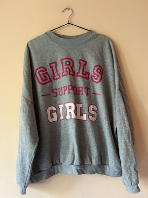 Girls Support Girls sweatshirt gray M oversized like new