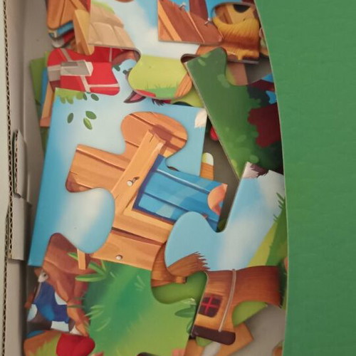 The Three Little Pigs puzzle and storybook set used
