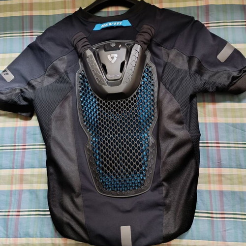 Revit Avertum Tech Air XL motorcycle airbag like new