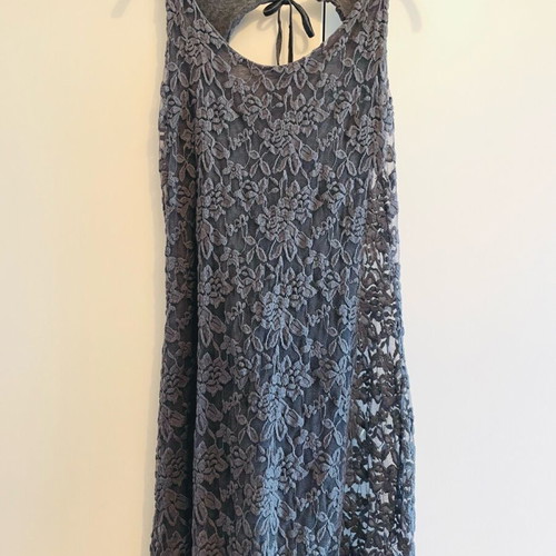 Regalinas lace dress like new, one size, gray
