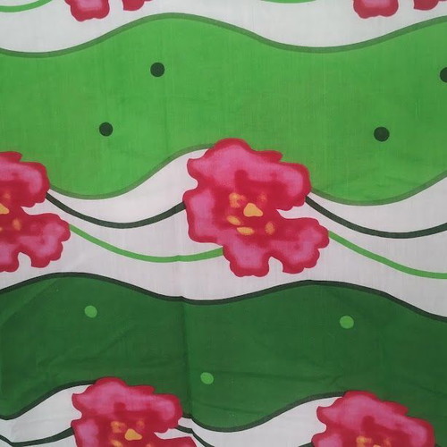 Single thin quilt like new with floral pattern 2.10x1.40