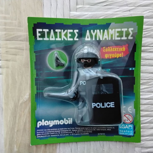 Playmobil collectible figures new, pack of 4 pieces