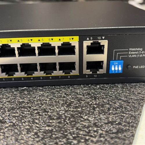 Cudy GS1010PE V2.0 10 Port Switch with 8x1G PoE+2x1G Mbps Ports like new