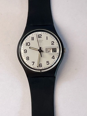 Swatch κλασικό μαύρο ρολόι μεταχειρισμένο