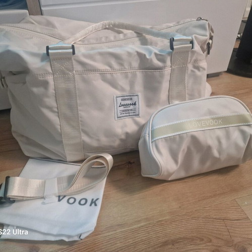 Women's travel bag new with pouch, beige
