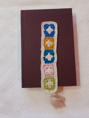 Handmade knitted bookmark with tassel and 100% cotton yarn new