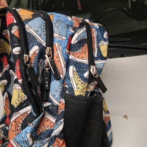 Lyc school bag used with three compartments and soft back