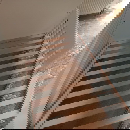 Κούνια-Κρεβάτι Ήρα Oliver σαν καινούργιο με στρώμα 140x70, MDF λάκα σατινέ