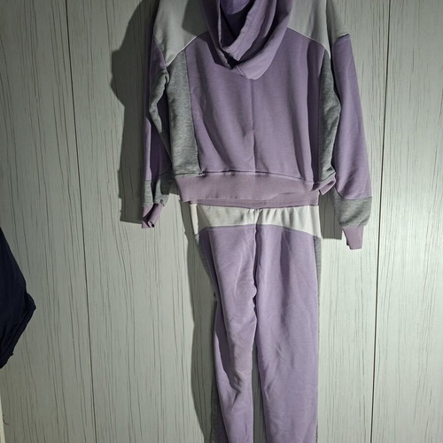 Body Move sports set used, size S, lilac and gray