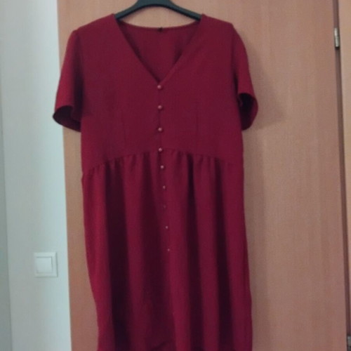 Trendyol dress Burgundy size 40, like new, empire line