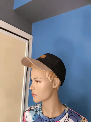 HUNTINGTON hat unisex like new, black and beige