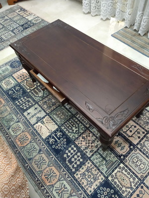 Vintage coffee tables set of three pieces like new