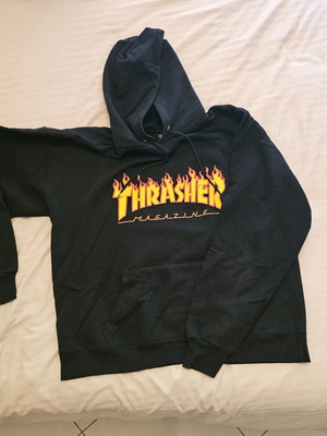 Thrasher black hoodie sweatshirt size L like new