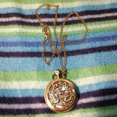 Unisex pocket watch new with dragon theme gold color