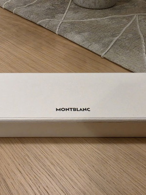 Montblanc StarWalker BlackCosmos Precious Resin pen