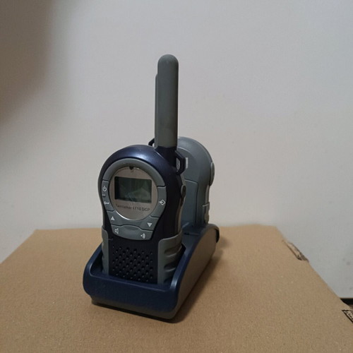Walkie-talkie set of 2 Twin talker 4710 like new