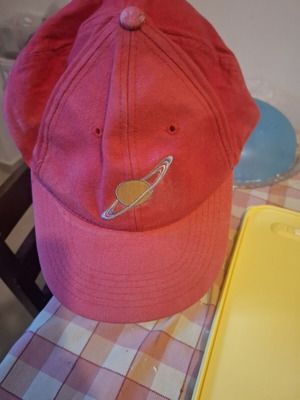 Planet Hollywood hat jockey large red like new
