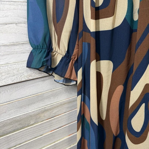 Maxi dress like new with unique pattern in beige and brown
