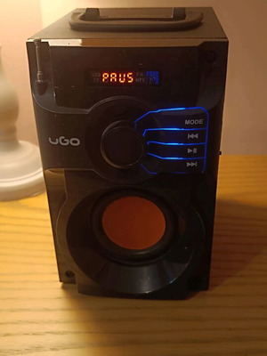uGo φορητό ηχείο με ραδιόφωνο FM, USB και υποδοχή κάρτας TF