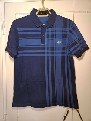 Fred Perry men's T-shirt blue size M like new