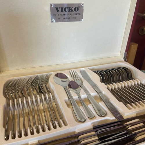 VICKO Solingen 72-Piece Cutlery Set like new
