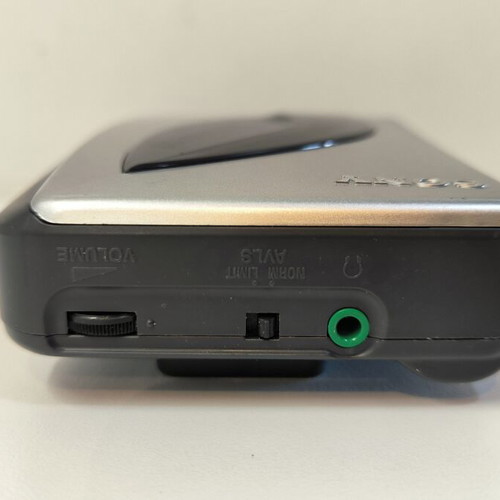Sony Walkman WM-EX190 Mega Bass like new portable cassette player