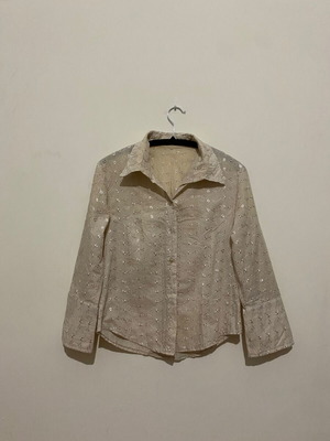 Shirt used, size S-M, white and beige