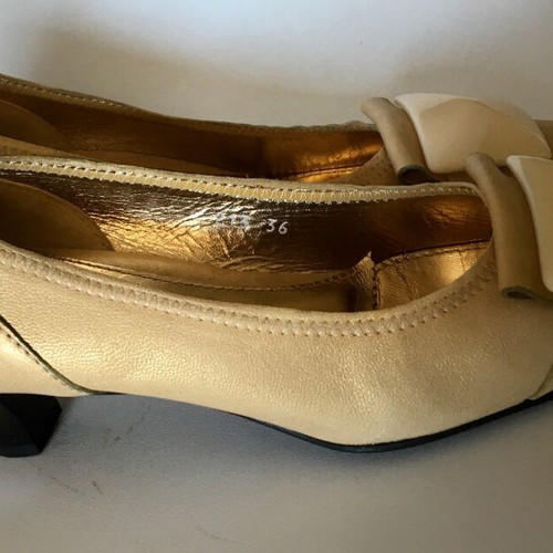 Fratelli Karida women's leather pumps like new, beige, size 36