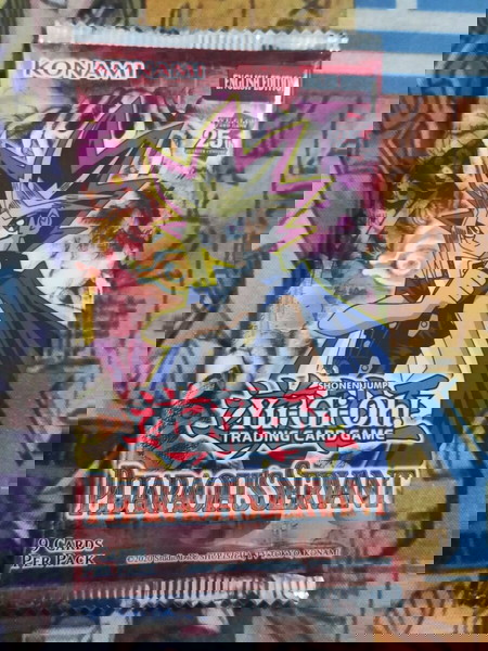 Pharaon's Servant 25th Anniversary Booster Pack (Yugioh)