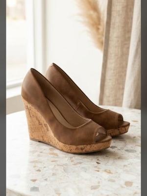 Seven women's platform sandals used, size 37, brown