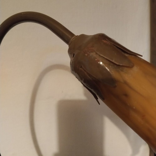Table lamp with blown glass used