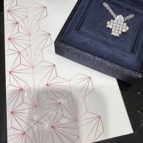 Diamond cross k18 with triple chain and certified brilliant