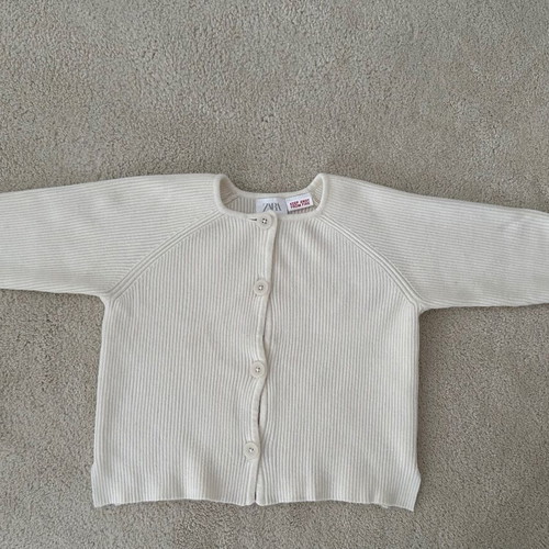 Knitted Zara cardigan for girl ecru like new, 80 cm