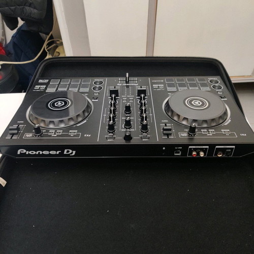 Pioneer DDJ-RB & Βαλίτσα MAGMA