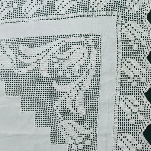 Vintage 60s Set of 3 Handmade Tablecloth and Doilies with Filet Lace Tulips