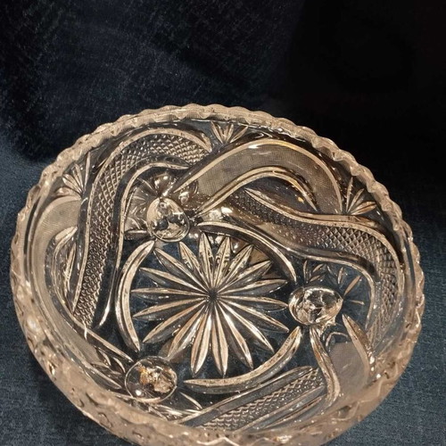Crystal cup with feet used