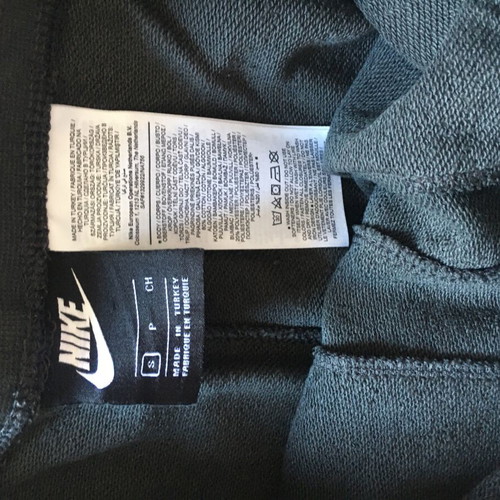 Nike men's shorts like new, size S, reversible logo