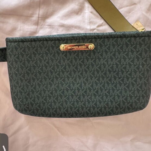 Michael Kors Fanny Pack belt bag like new