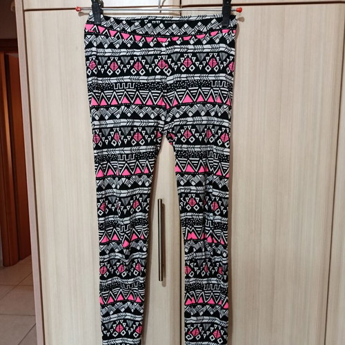 Stradivarius colorful leggings M like new