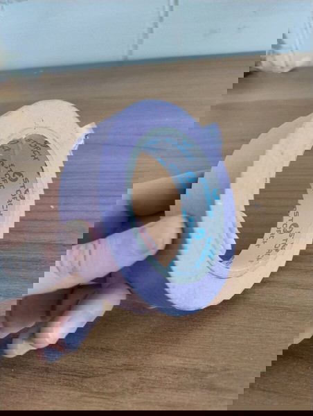 χαρτοταινία σε μωβ χρώμα