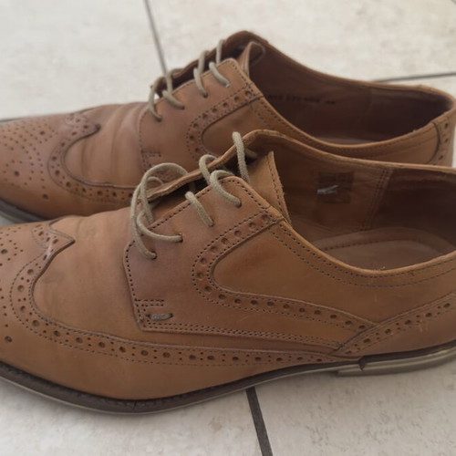 Men's brown leather brogues size 45 used